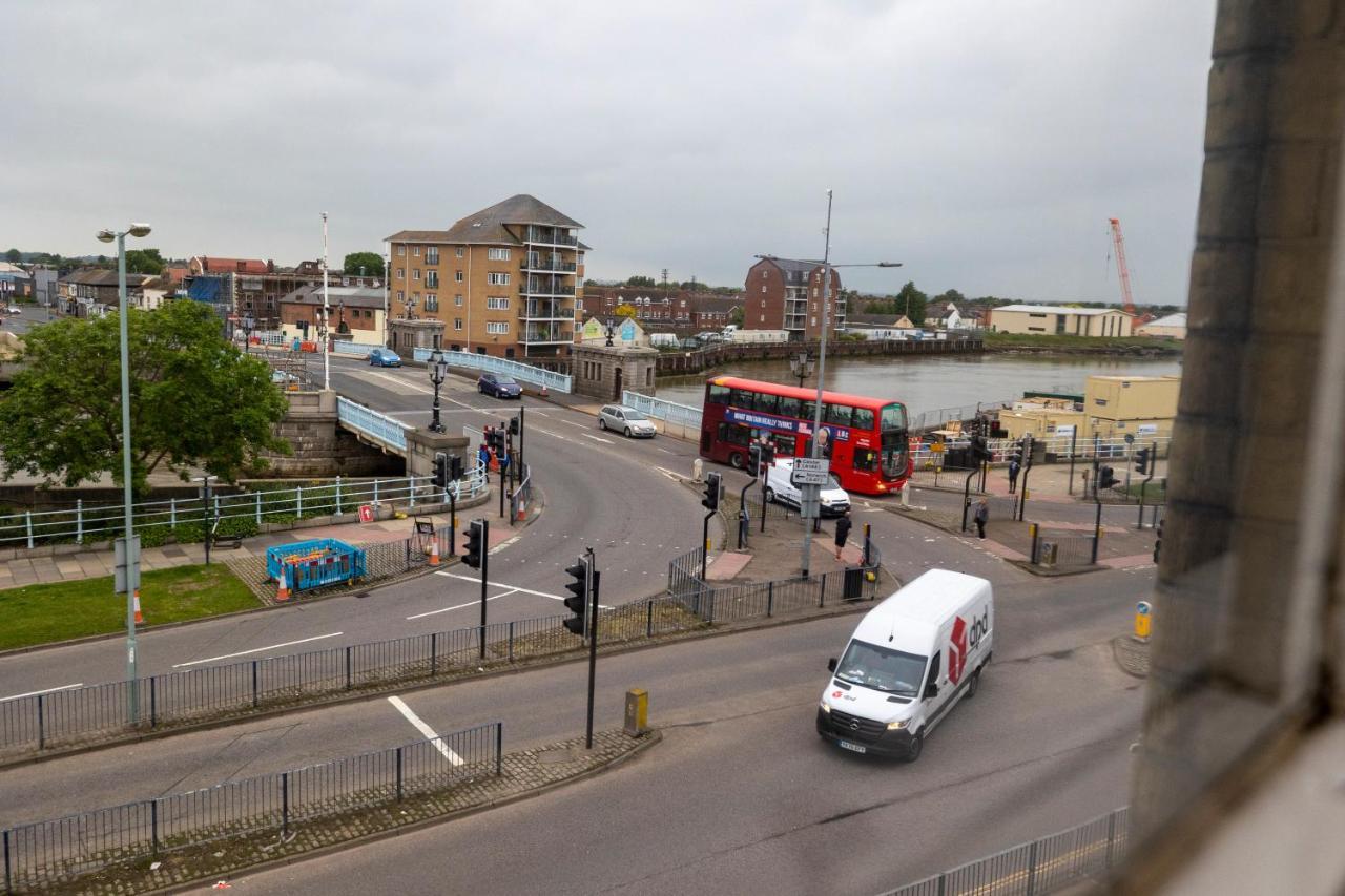 Entire Two Double Bedrooms Flat With River Yare View H6 Great Yarmouth Zewnętrze zdjęcie